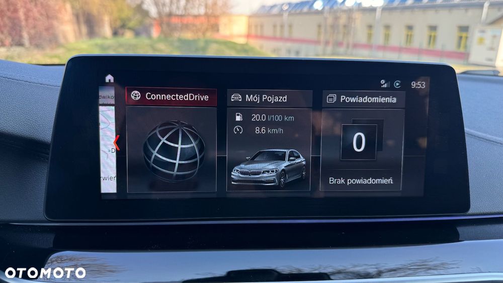 BMW Seria 5 530i xDrive - 10