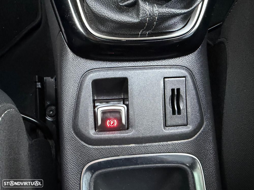 Opel Corsa 1.2 T Edition - 22