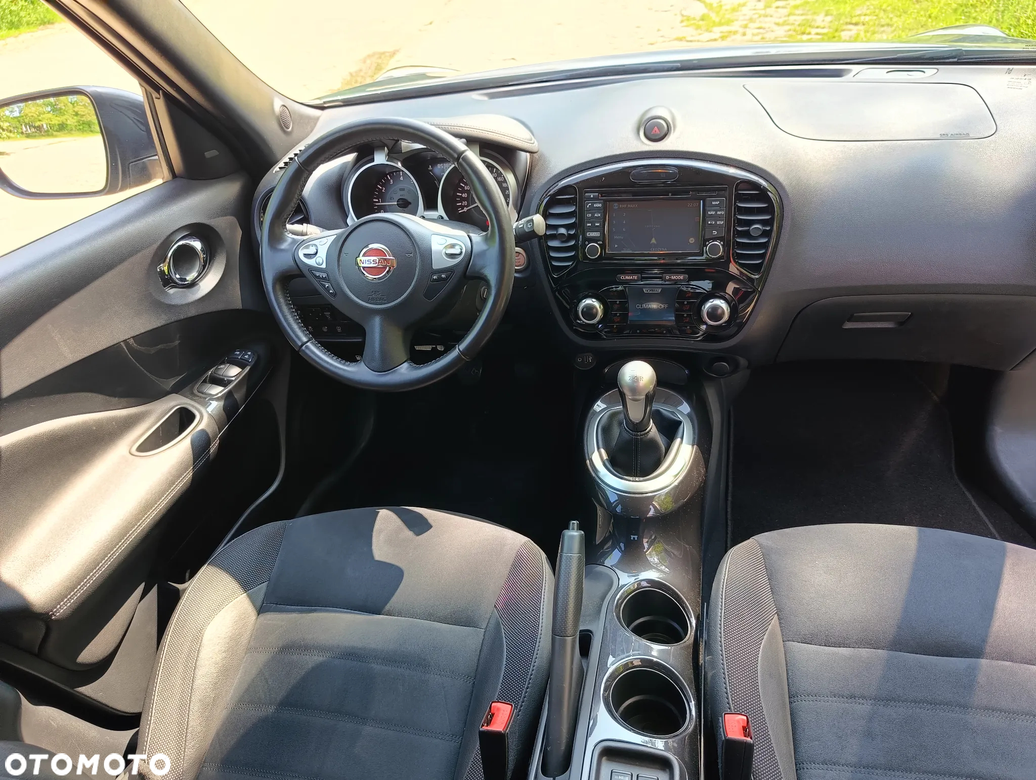 Nissan Juke 1.6 N-Connecta - 32