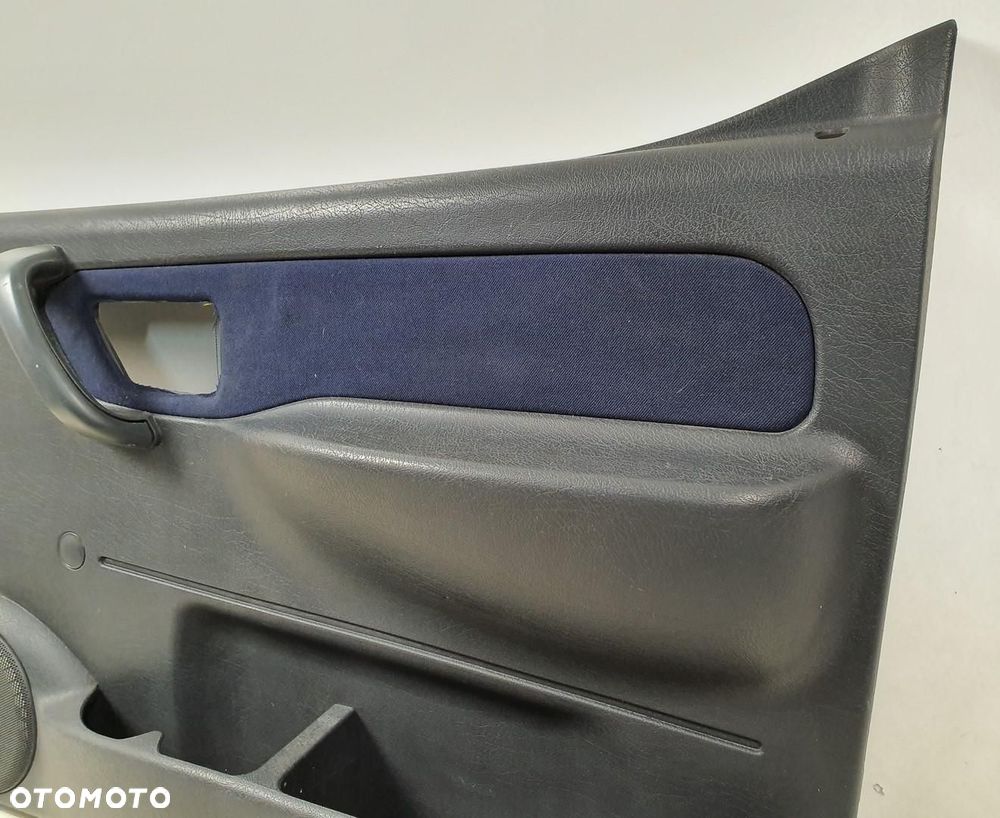 TAPICERKA BOCZEK PRAWY PRZÓD PARTNER BERLINGO I - 4