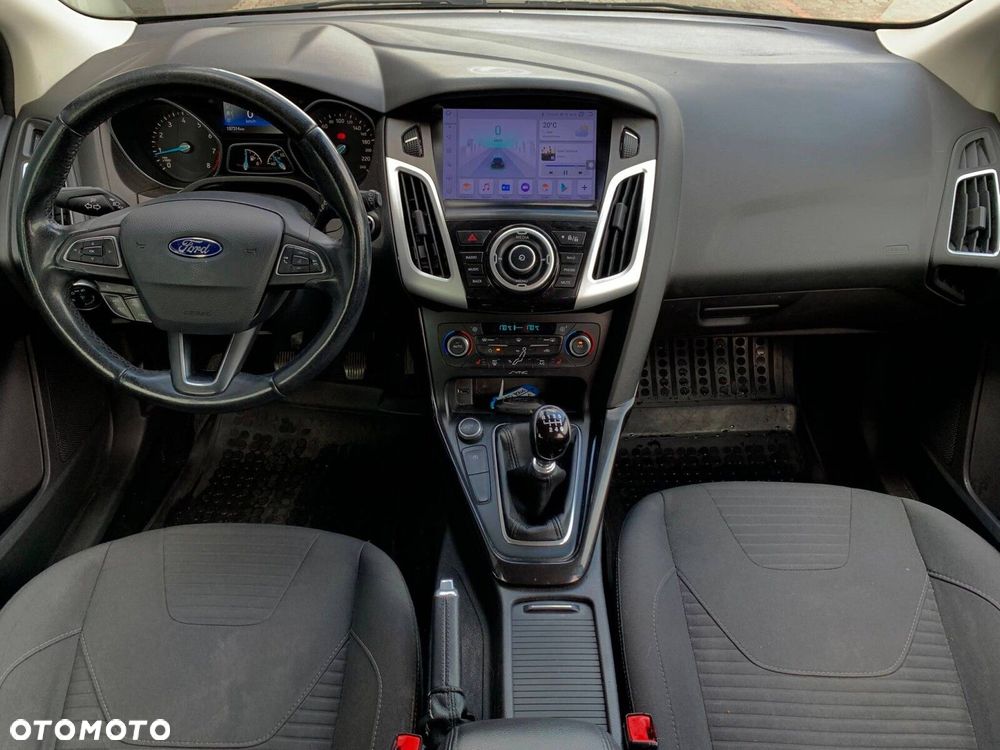 Ford Focus 1.0 EcoBoost Trend Edition - 13