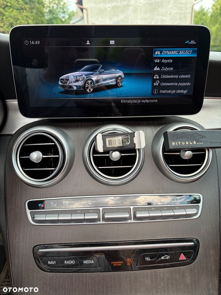 Mercedes-Benz Klasa C 180 9G-TRONIC AMG Line Plus - 29