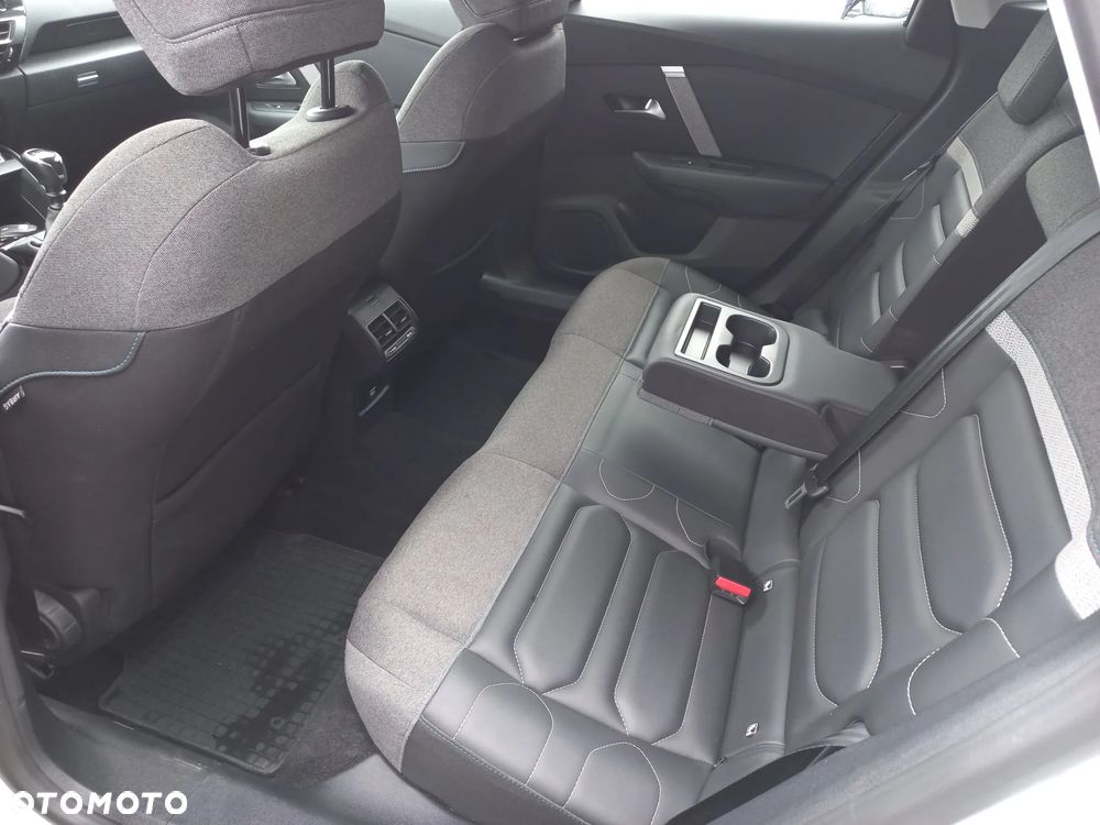 Citroën C4 1.2 PureTech Shine S&S - 12
