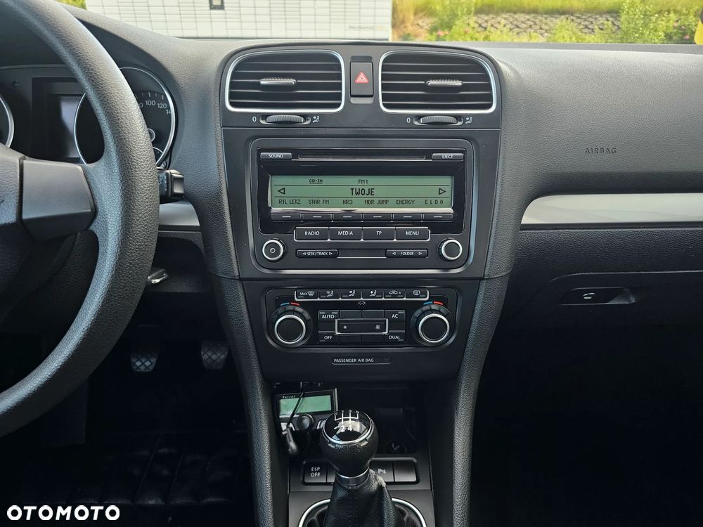 Volkswagen Golf 2.0 TDI DPF Comfortline - 21