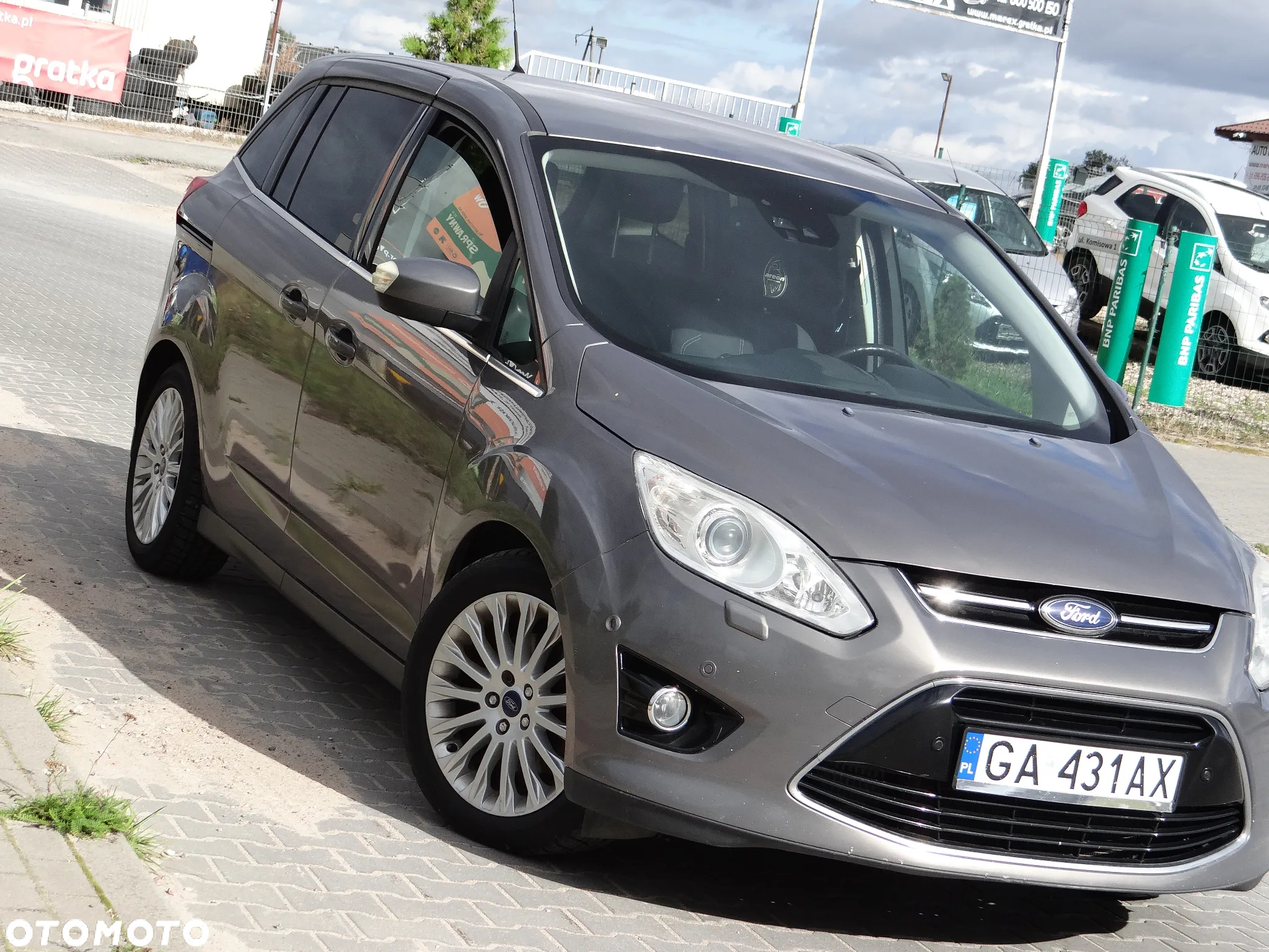 Ford Grand C-MAX - 19