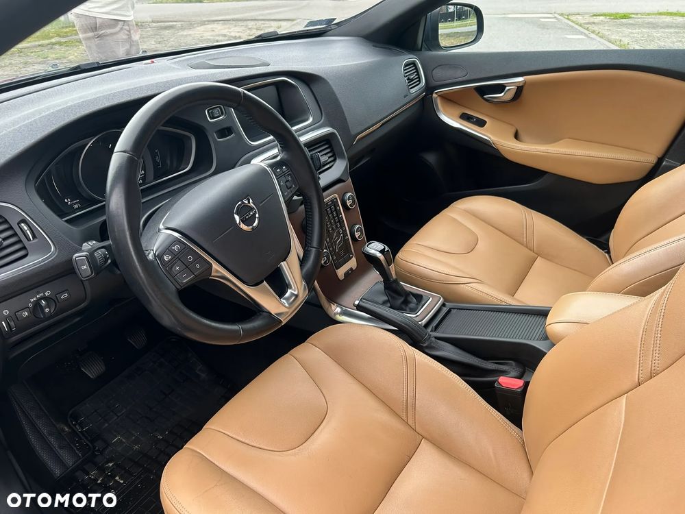 Volvo V40 D2 Drive-E Inscription - 16
