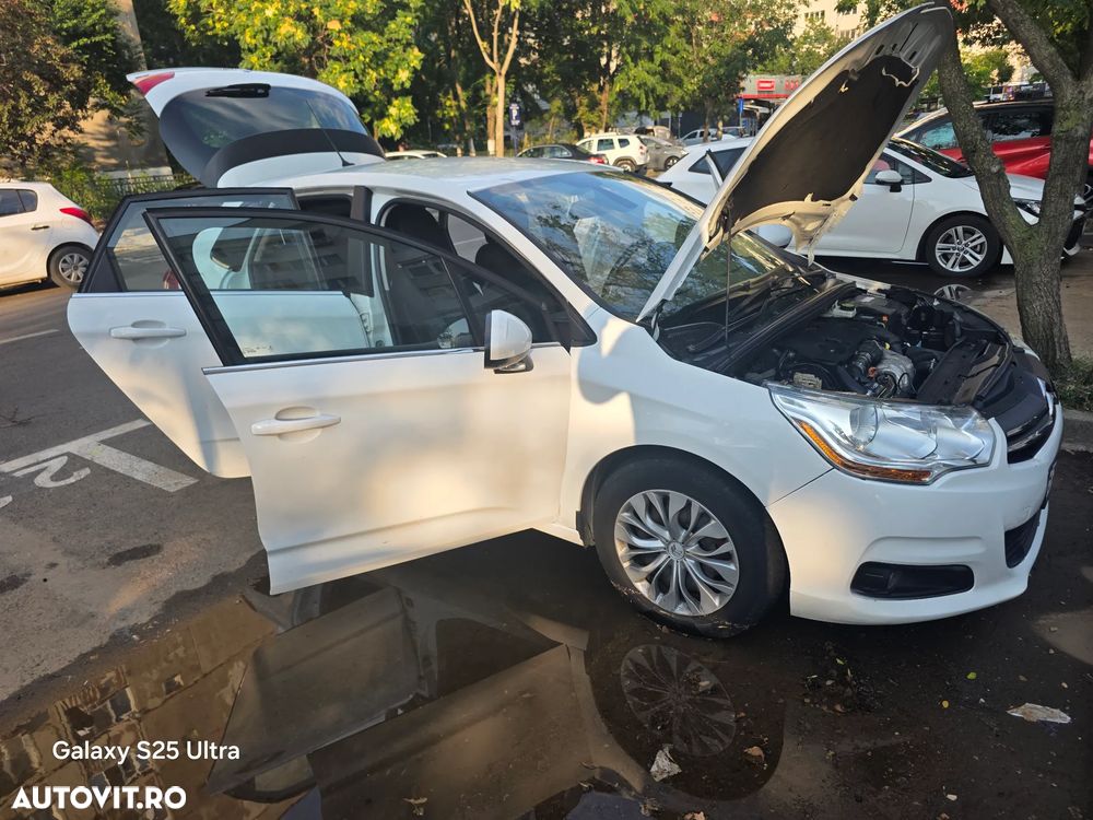 Citroën C4 1.6 HDI FAP Style - 1