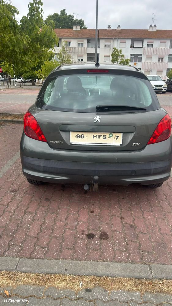 Peugeot 207 1.4 16V Trendy - 4
