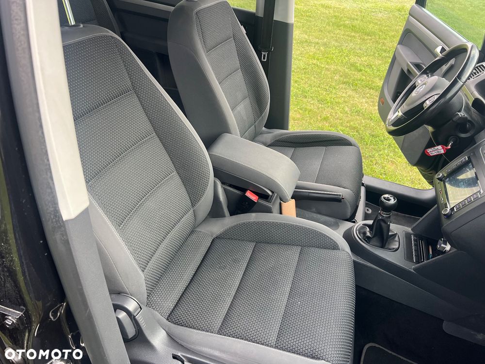 Volkswagen Touran 1.6 TDI DPF BlueMot Comfortline - 11