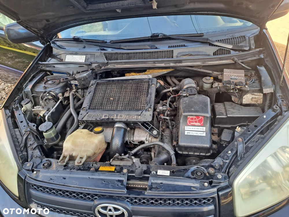 Toyota RAV4 D-4D 4x4 Edition - 12