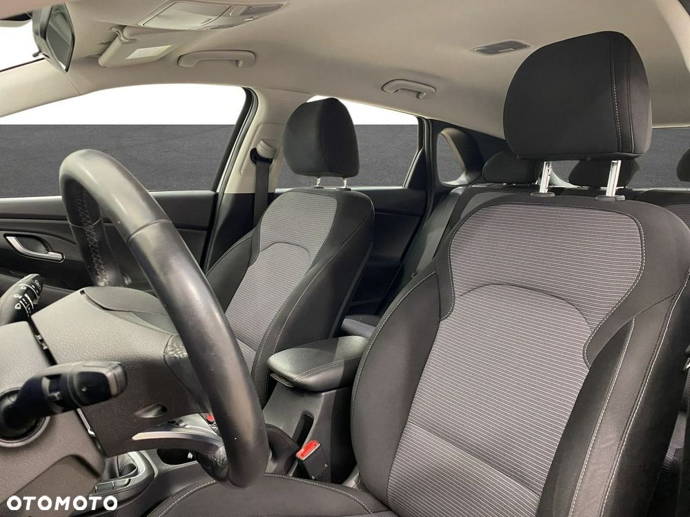 Hyundai i30 - 11
