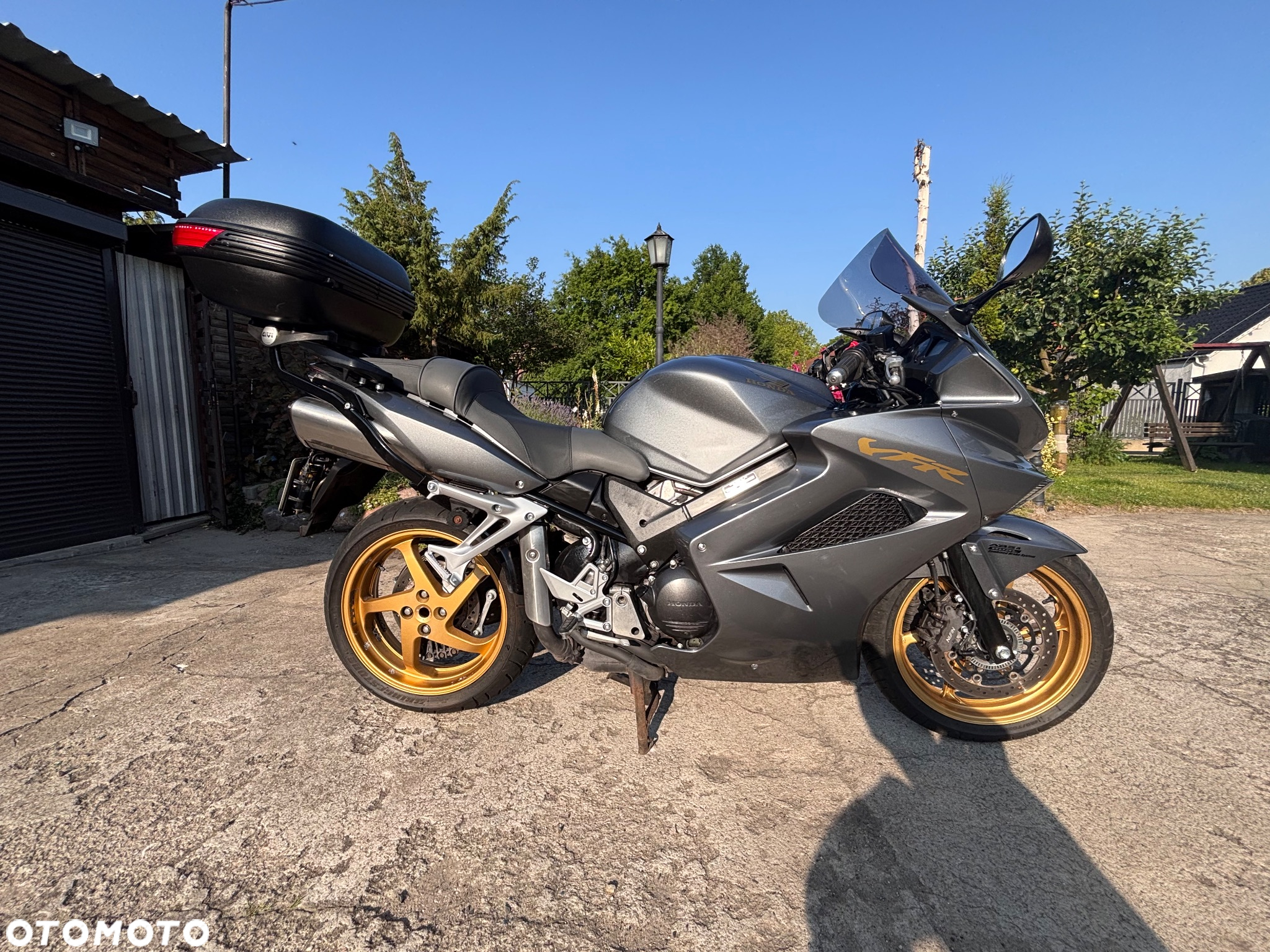 Honda VFR - 5