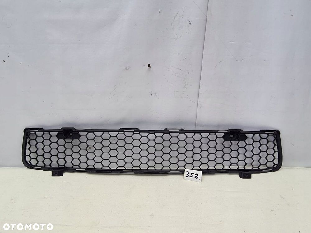 MITSUBISHI LANCER VIII 8 ATRAPA KRATKA ZDERZAKA - 1