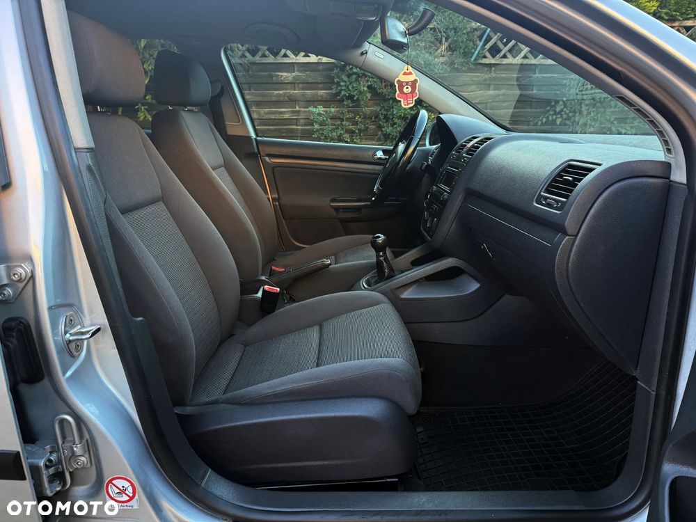 Volkswagen Golf V 1.9 TDI Trendline - 5
