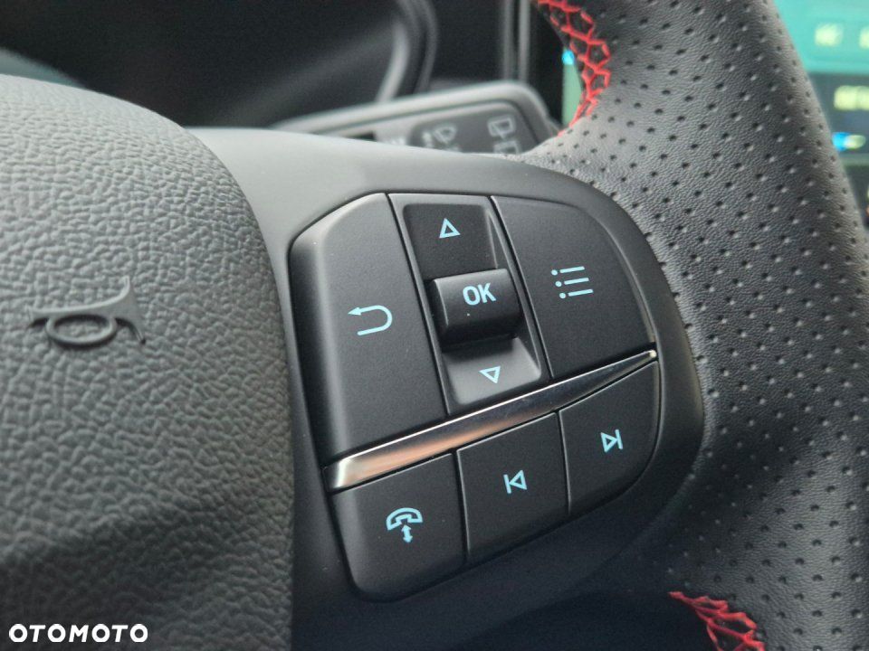 Ford Kuga - 21