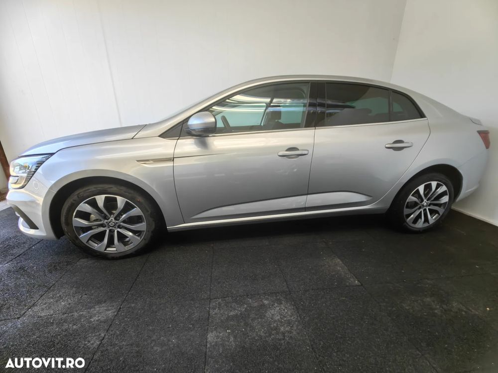 Renault Megane TCe 140 GPF EDC Techno - 4