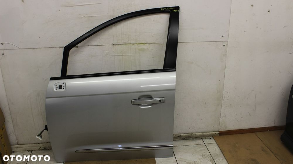 DRZWI LEWE LEWY PRZÓD SSANGYONG RODIUS 2003R- - 1