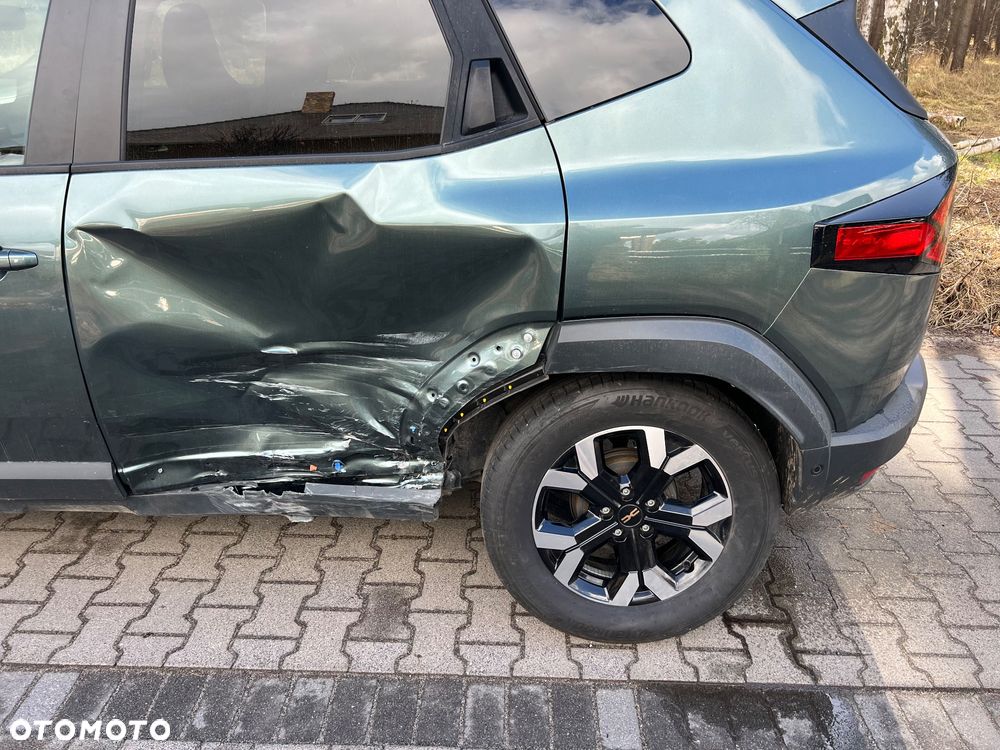 Dacia Duster 1.6 Full Hybrid 140 Extreme MMT - 6