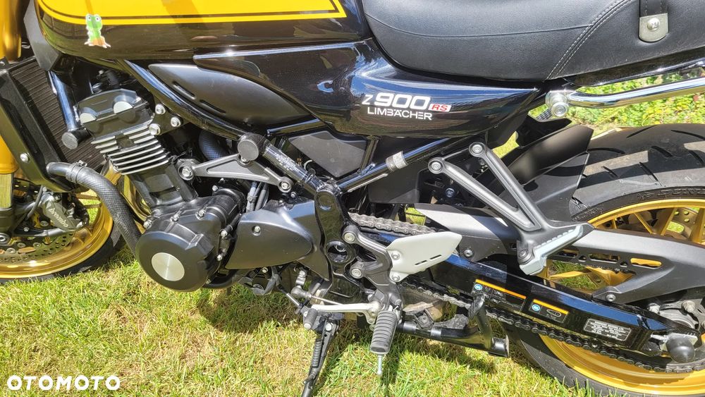 Kawasaki Z 900 RS - 9