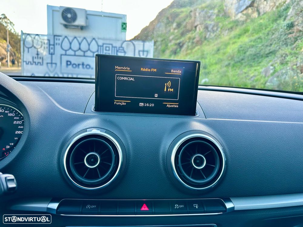 Audi A3 Sportback 2.0 TDI Attraction - 38