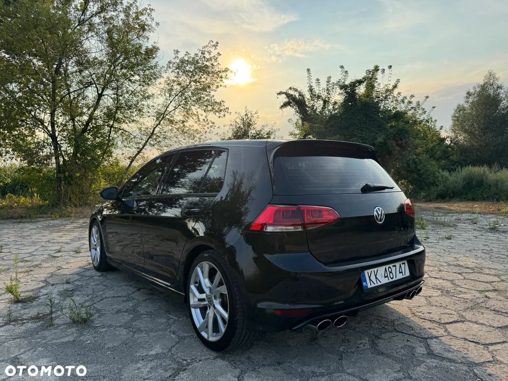 Volkswagen Golf - 5