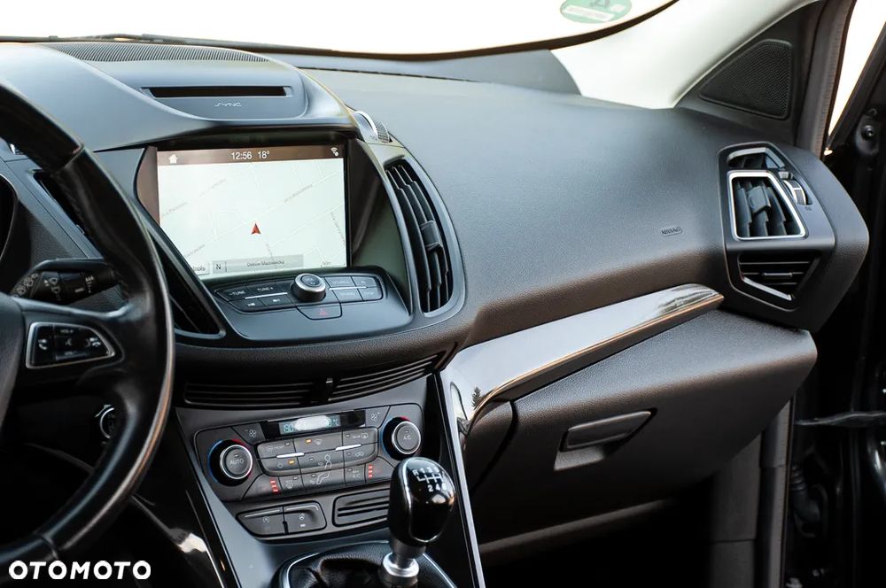 Ford Kuga 1.5 EcoBoost 2x4 Cool & Connect - 33