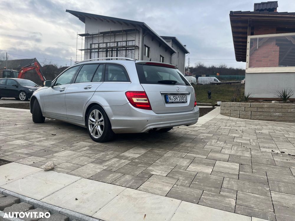 Mercedes-Benz C - 4