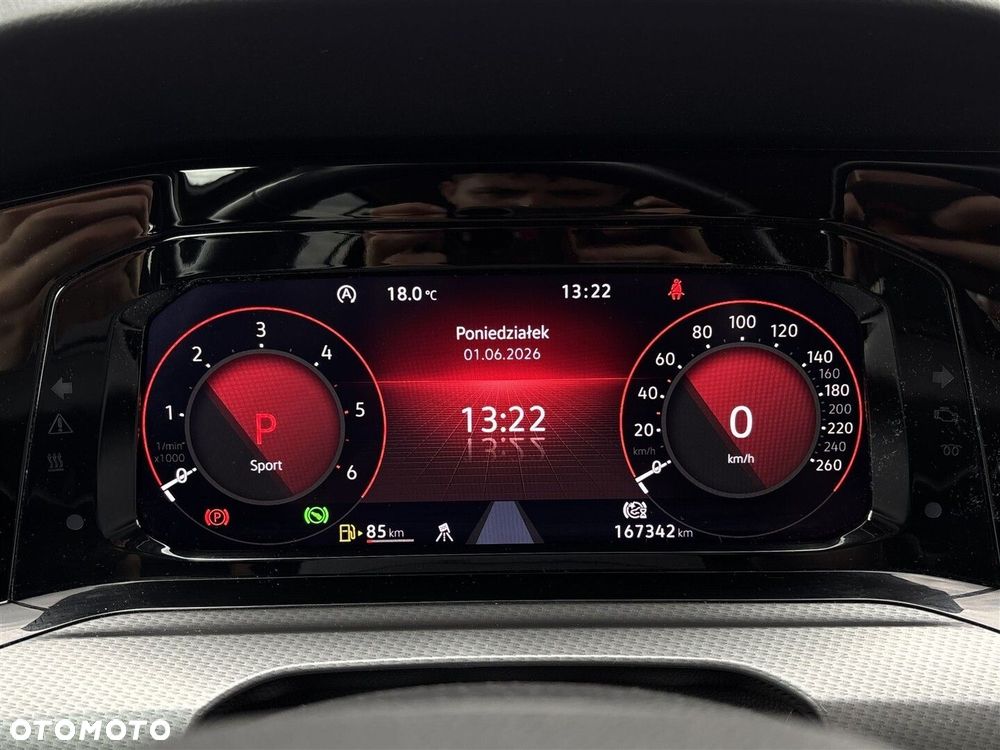Volkswagen Golf - 16