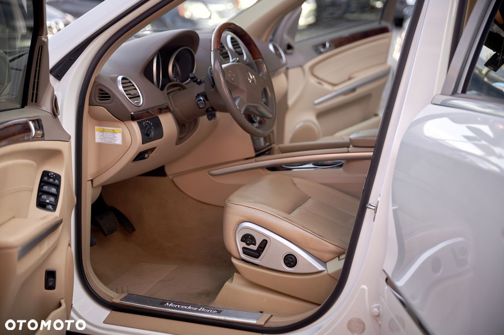 Mercedes-Benz GL 450 4Matic 7G-TRONIC - 18