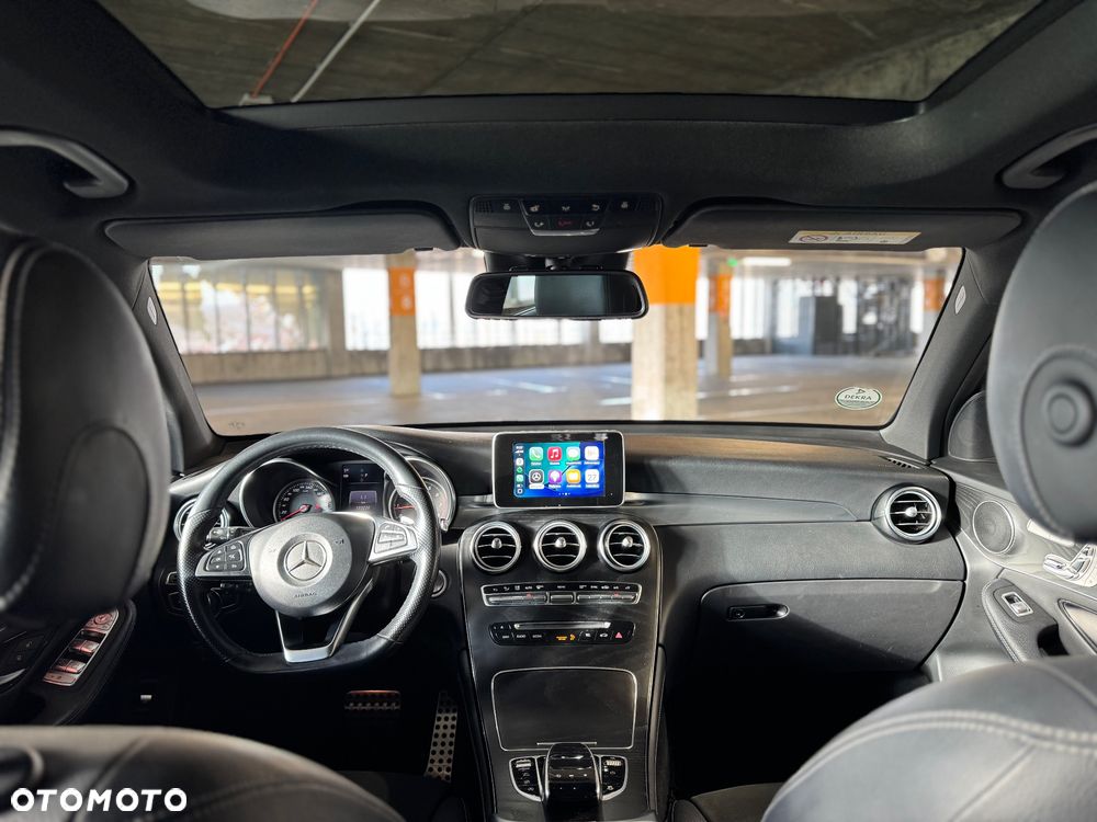 Mercedes-Benz GLC 250 4Matic 9G-TRONIC AMG Line - 10