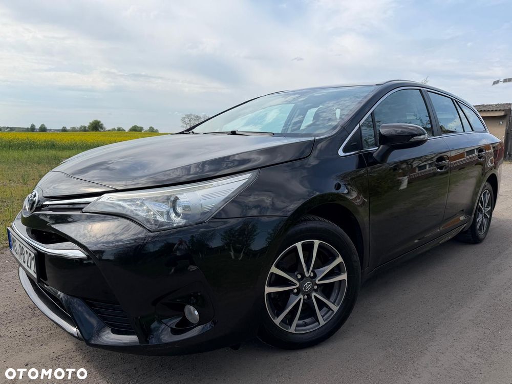 Toyota Avensis 1.8 Premium EU5 - 31