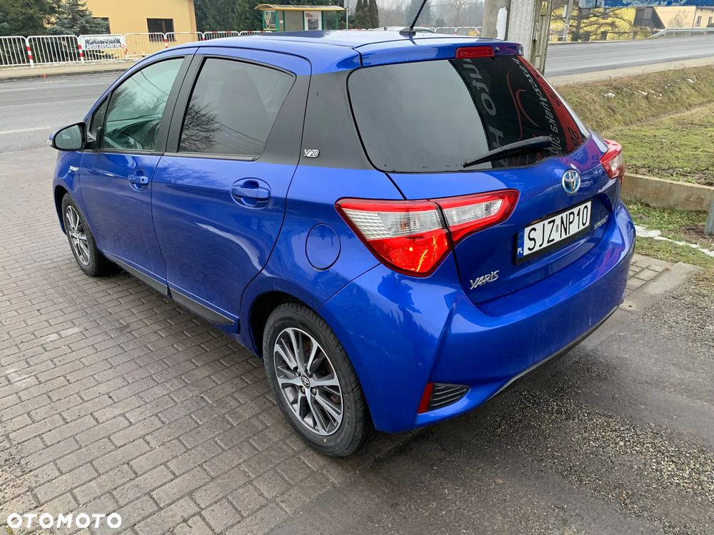Toyota Yaris 1.5 VVT-i Y20 Team Deutschland - 6