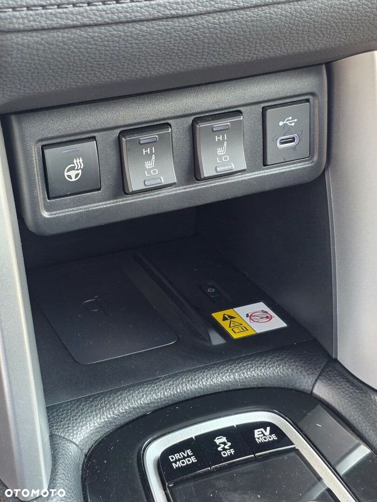 Toyota Corolla Cross - 29