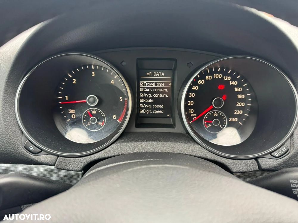 Volkswagen Golf Variant 2.0 TDI DPF Style - 12