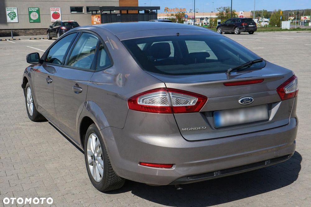 Ford Mondeo 1.6 Silver X - 4