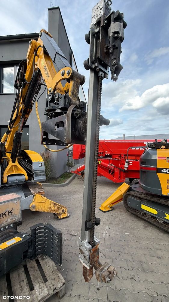 Inny Brokk 400 - 12