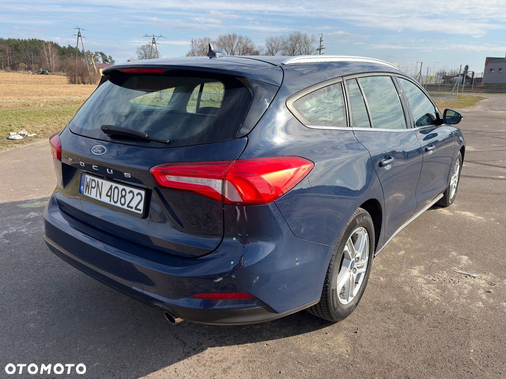 Ford Focus 1.0 EcoBoost Titanium - 6