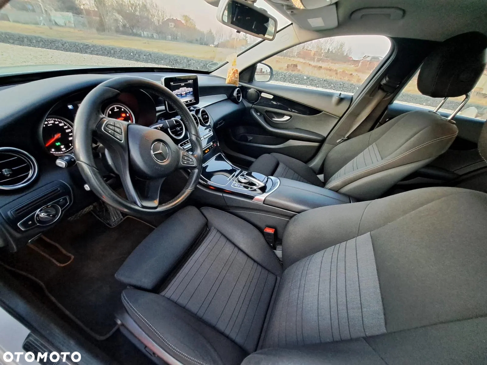Mercedes-Benz Klasa C 220 d 9G-TRONIC - 17