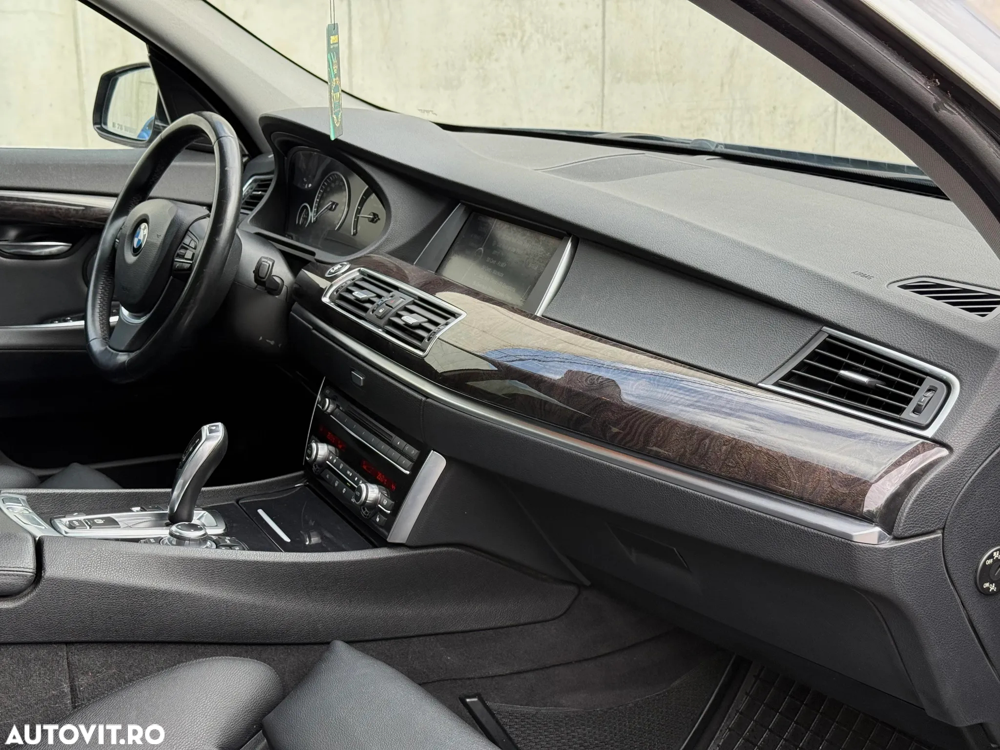 BMW Seria 5 530d Gran Turismo - 10
