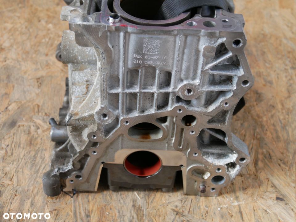 BLOK SILNIKA AUDI A3 1.4 TSI 16' CZE 04e103023ak - 4