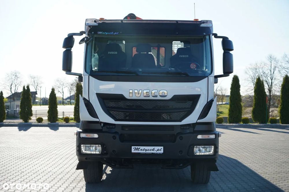 Iveco TRAKKER 410 / SKRZYNIOWY- 6,5 M + HDS PALFINGER PK 19.001 SLD / MOCNA PODŁOGA / 3 MIEJSCA / PILOT/ - 13