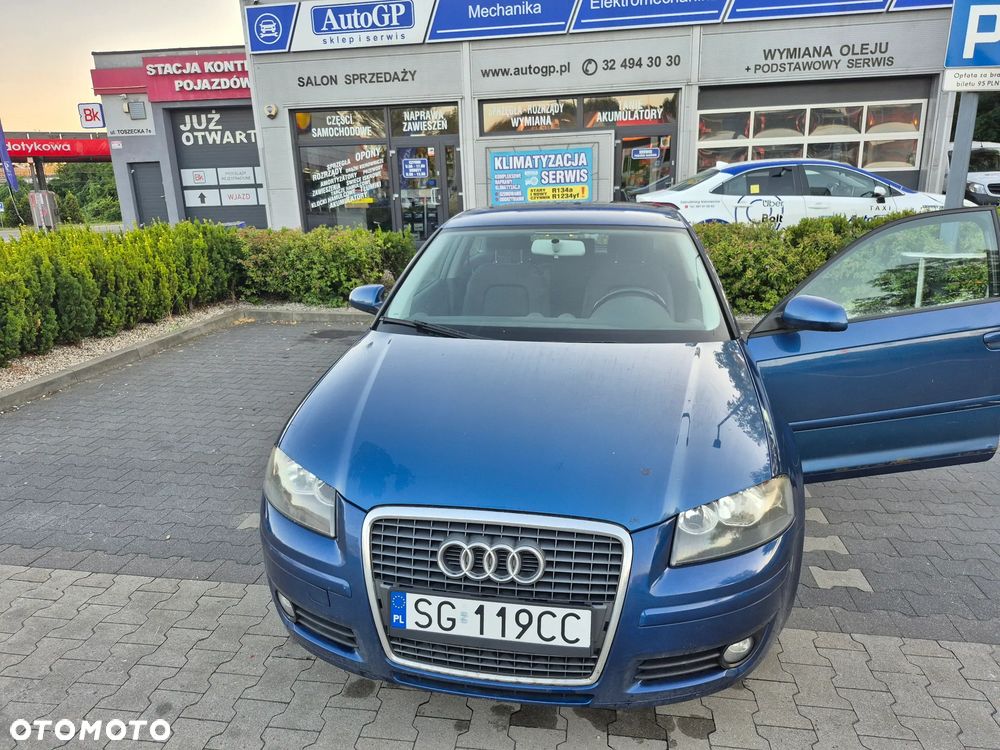 Audi A3 3-drzwiowe 1.6 FSI Ambiente - 18