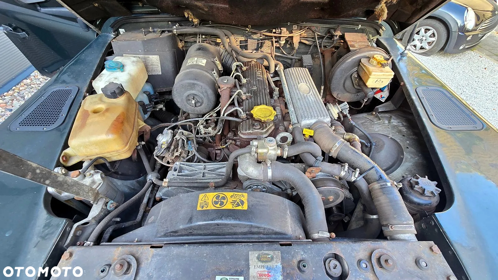 Land Rover Defender 90 2.5 TDI - 31