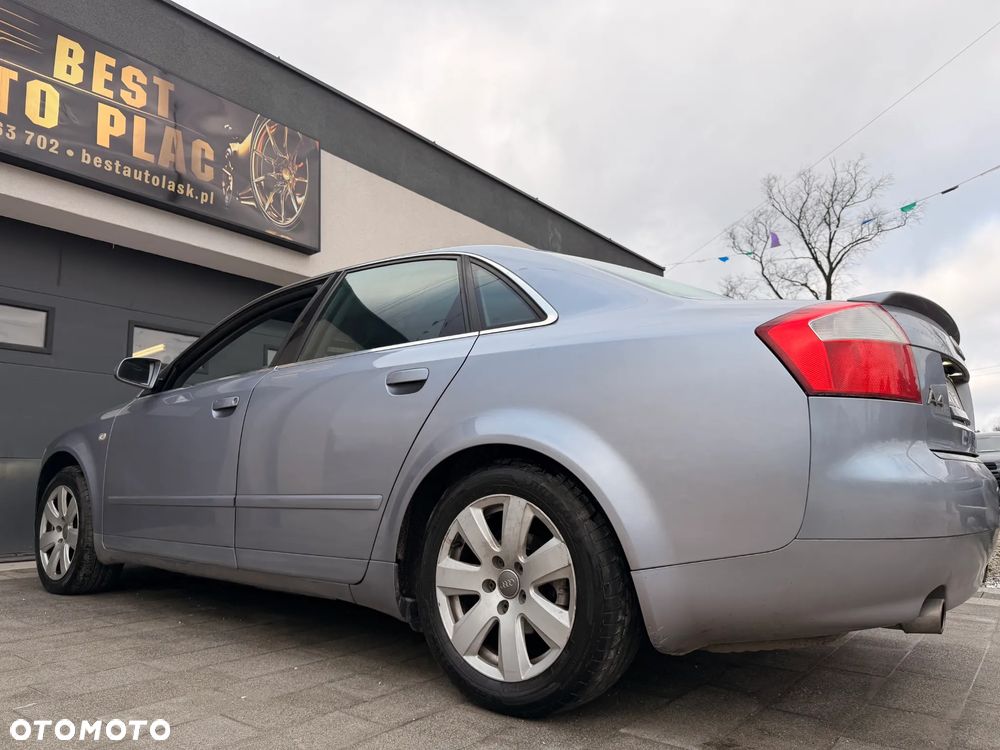 Audi A4 Limousine 1.8T - 8