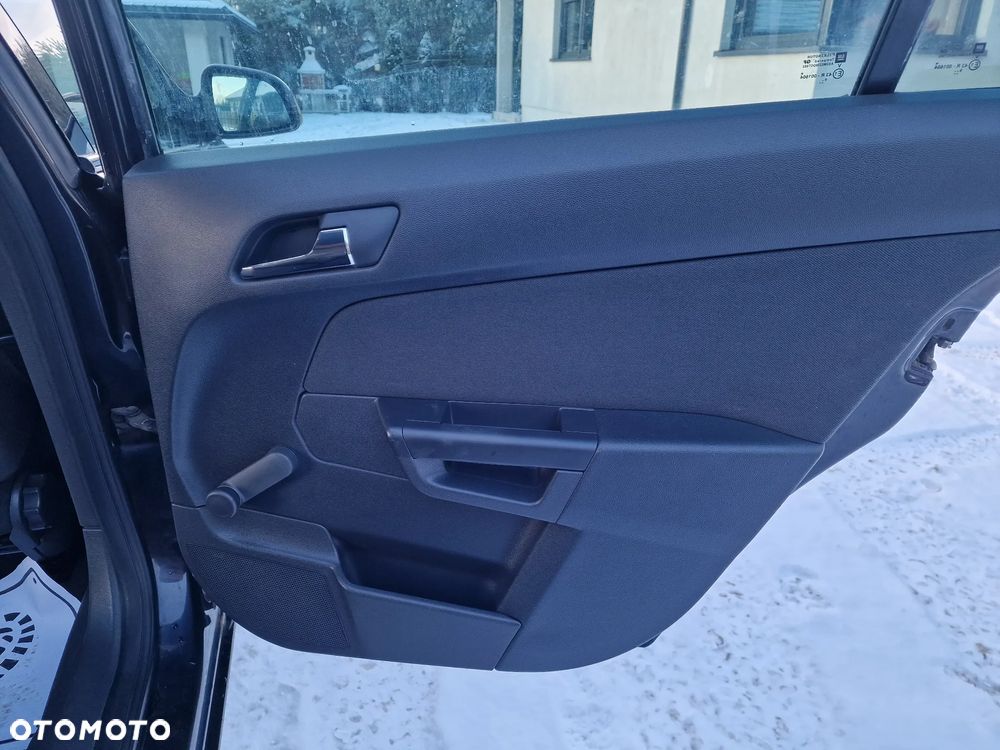 Opel Astra 1.6 Edition 111 Jahre - 21