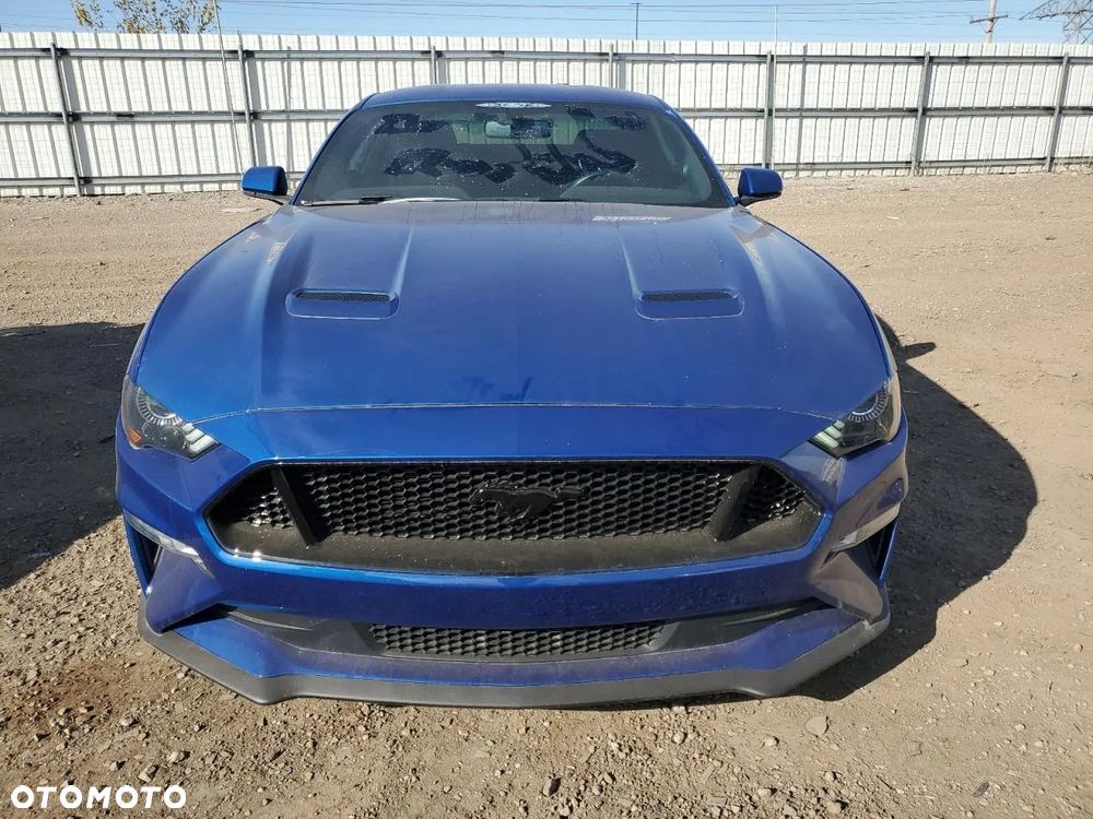 Ford Mustang 5.0 V8 GT - 5