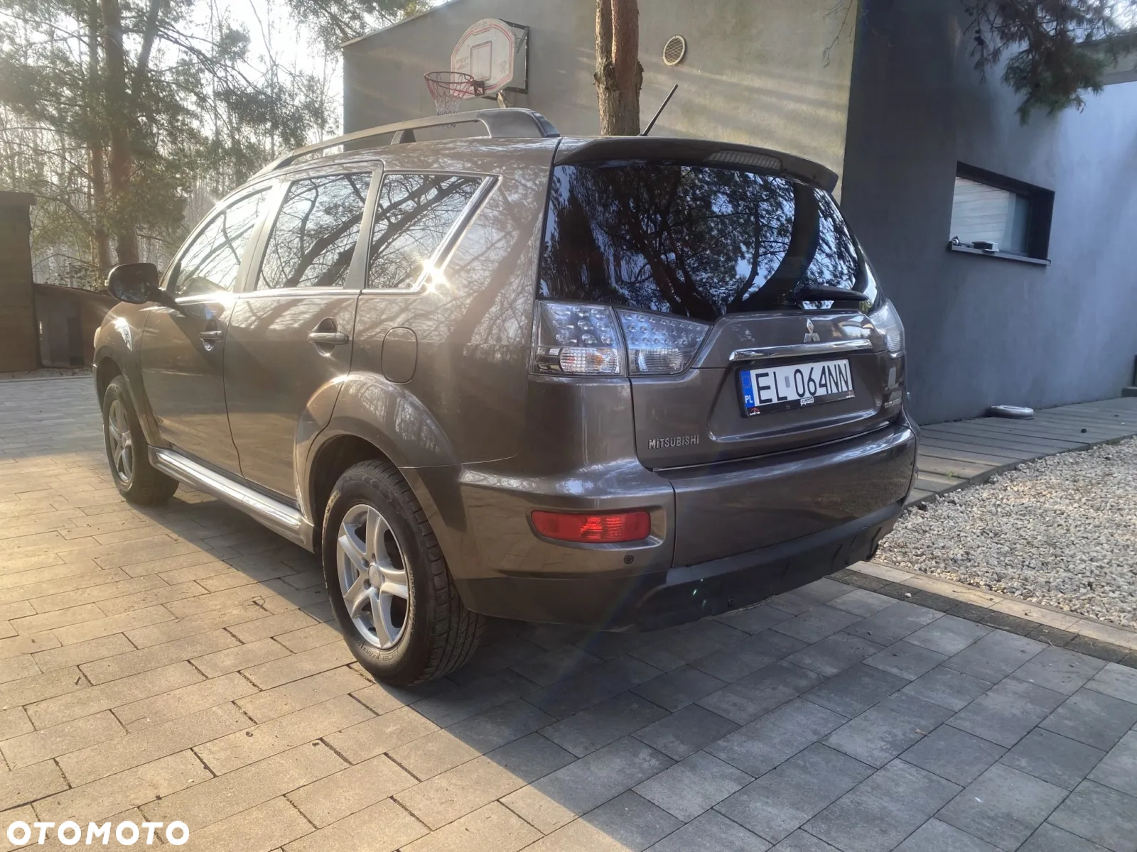 Mitsubishi Outlander - 20