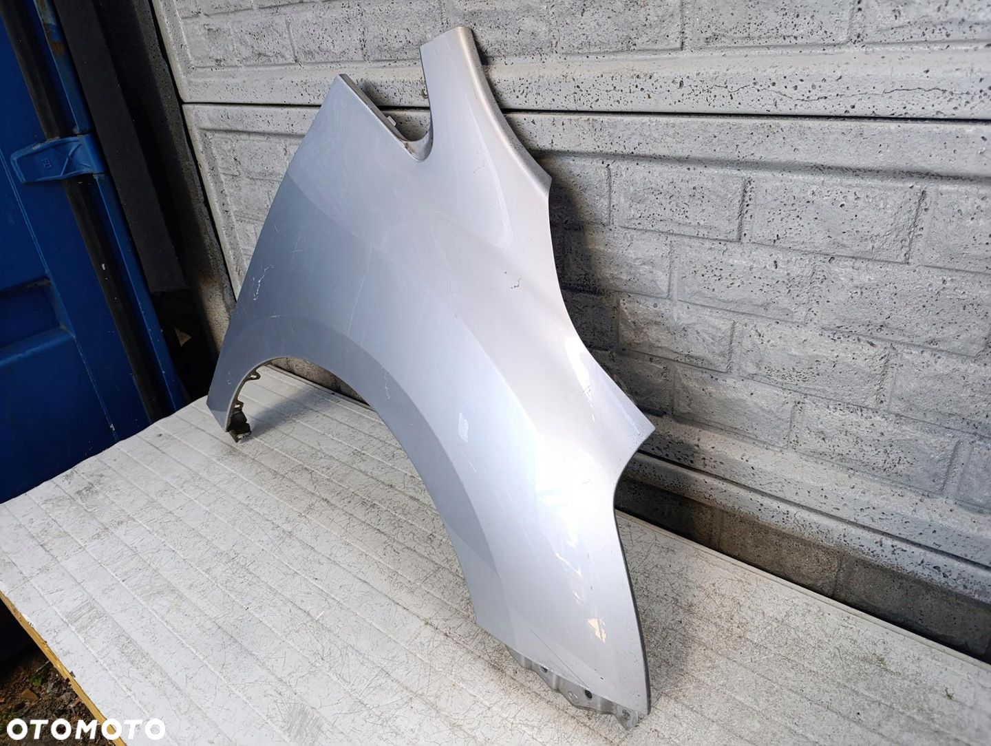 TOYOTA VERSO LIFT BŁOTNIK PRZEDNI PRAWY ORYGINAŁ - 2
