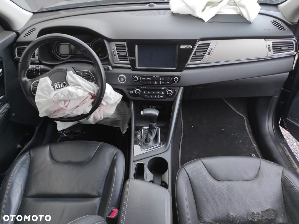 Kia Niro - 11