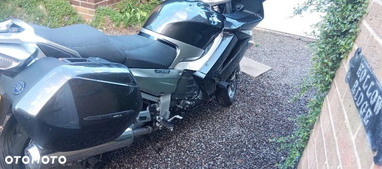 Yamaha FJR - 10